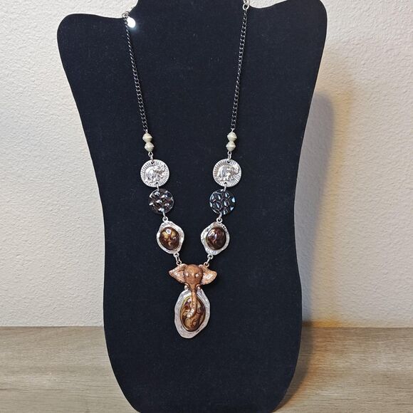 VTG Chico's Elephant Pendant Necklace Boho Safari Silver Tone Beads 32in - Picture 1 of 10